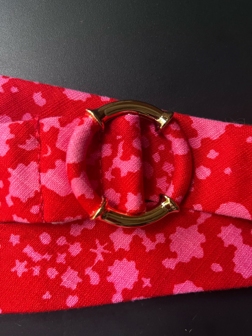 J. Crew Red and Pink Patterned Fabric Belt with Gold Ring Accent NWT - Picture 2 of 4